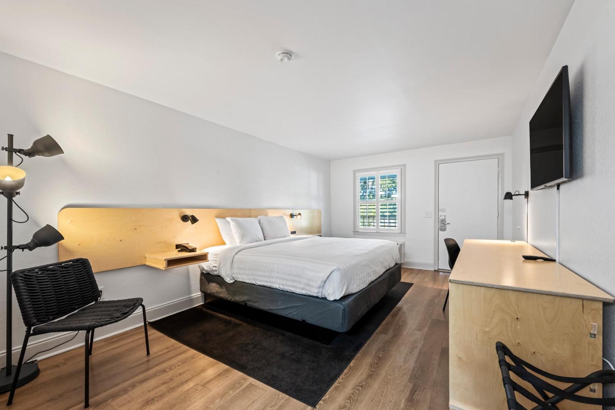 Charleston Creekside Inn Екстер'єр фото