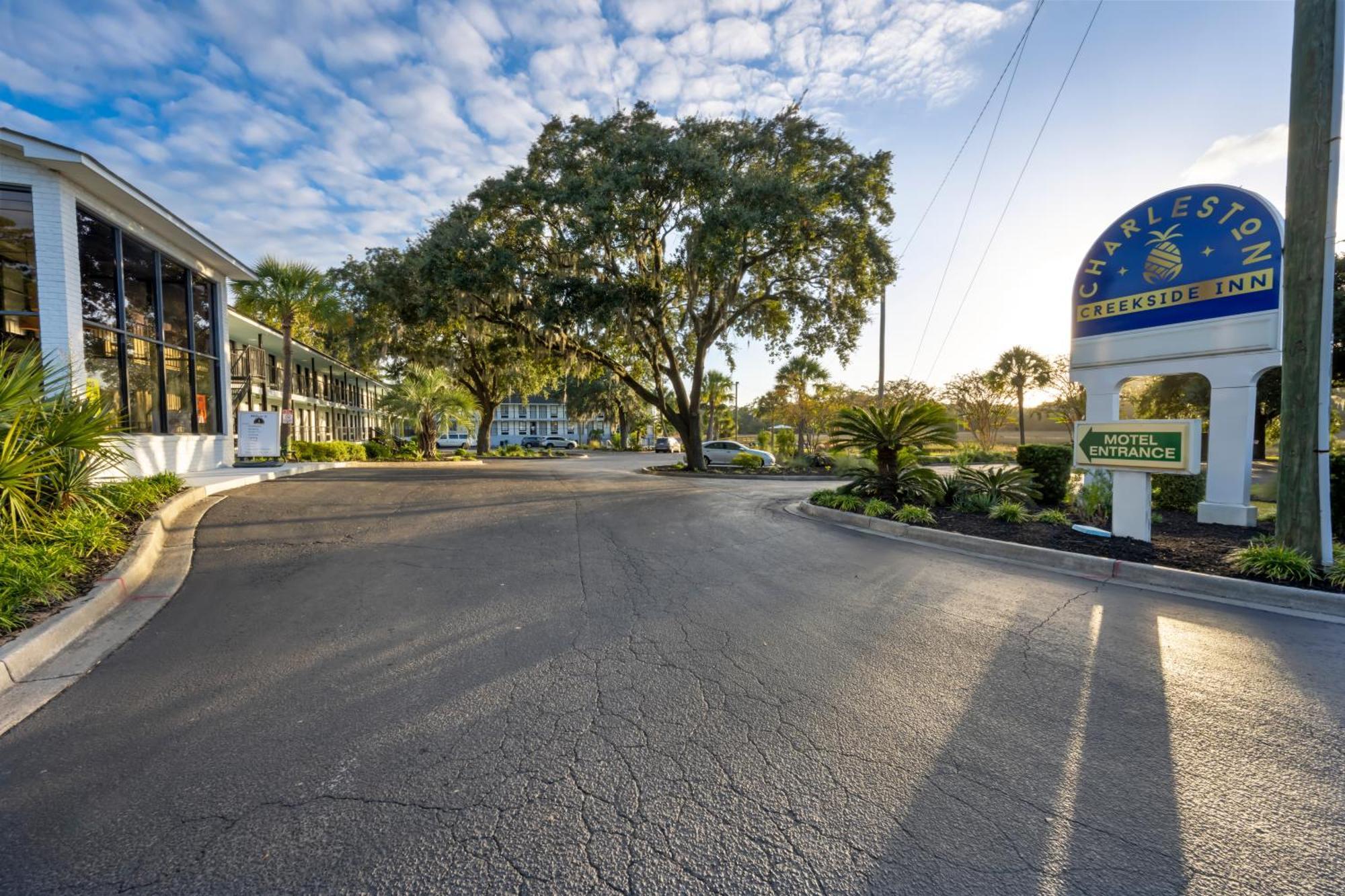 Charleston Creekside Inn Екстер'єр фото