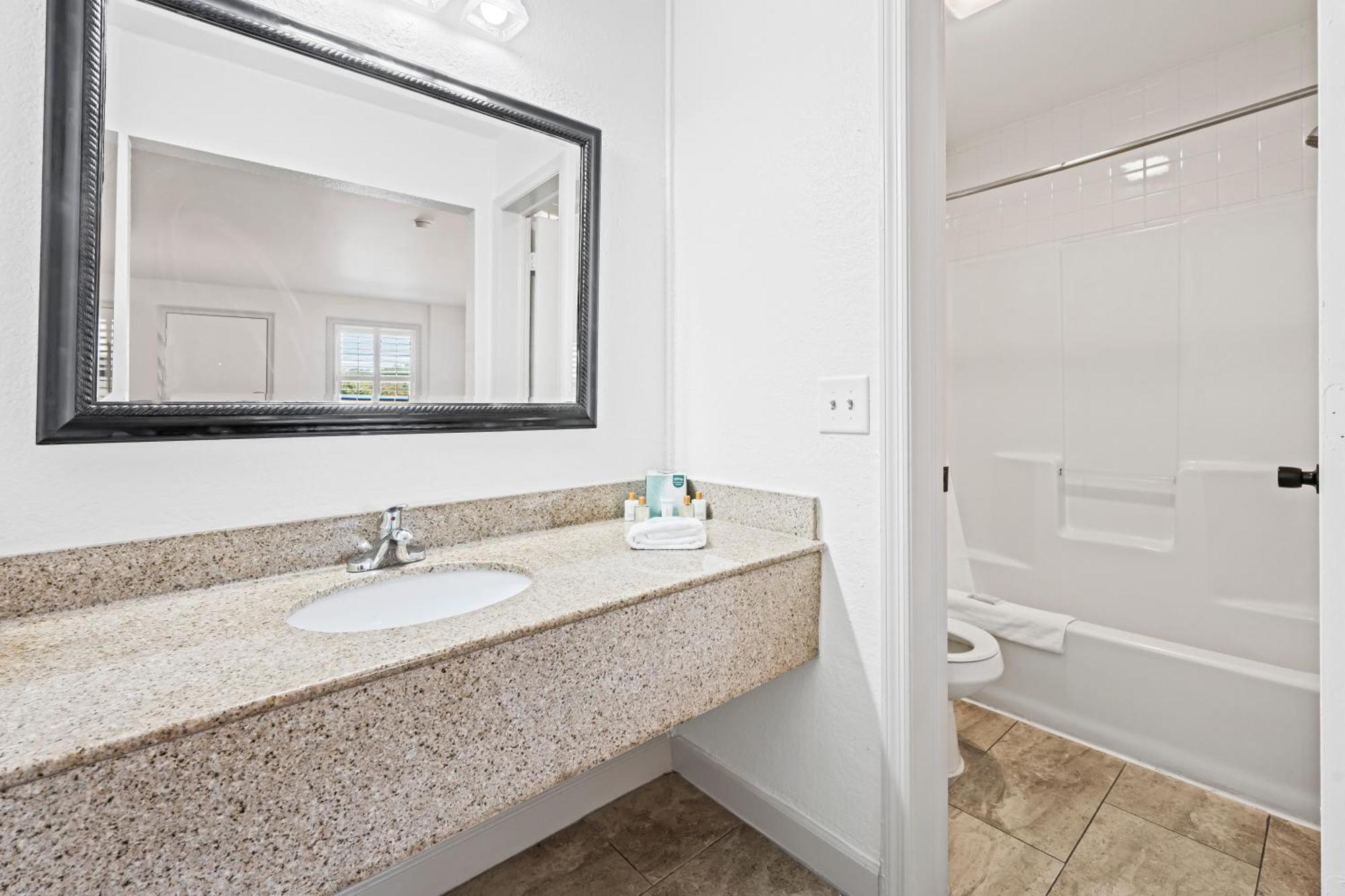 Charleston Creekside Inn Екстер'єр фото