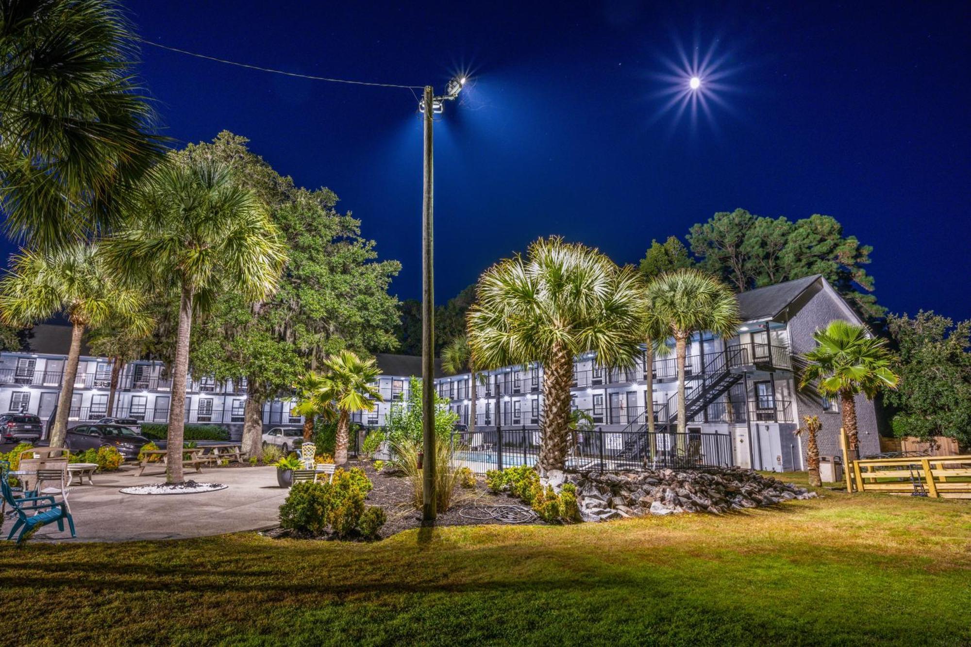Charleston Creekside Inn Екстер'єр фото