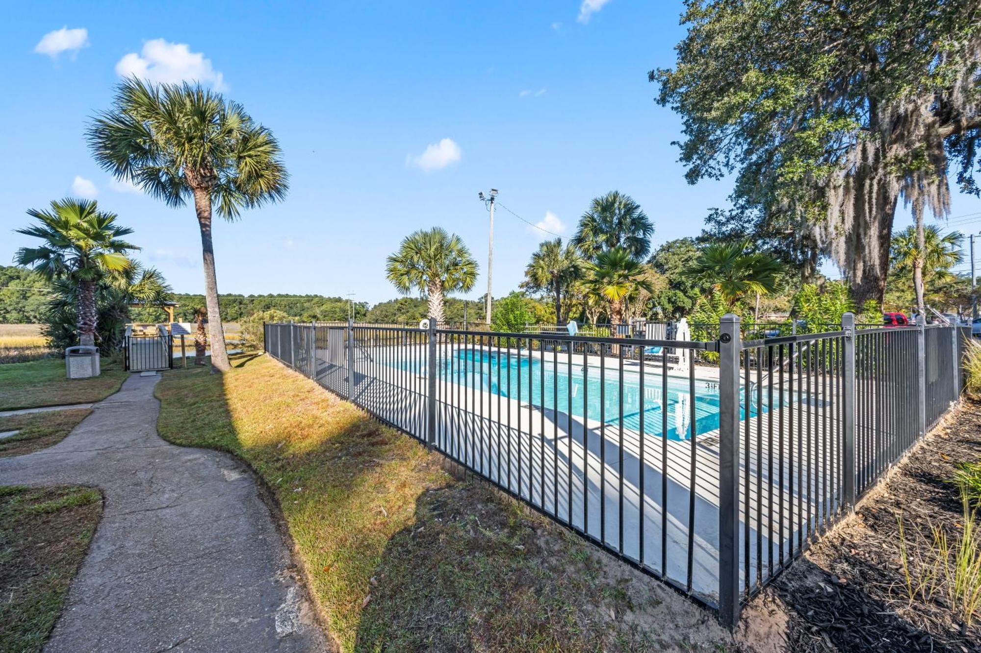 Charleston Creekside Inn Екстер'єр фото