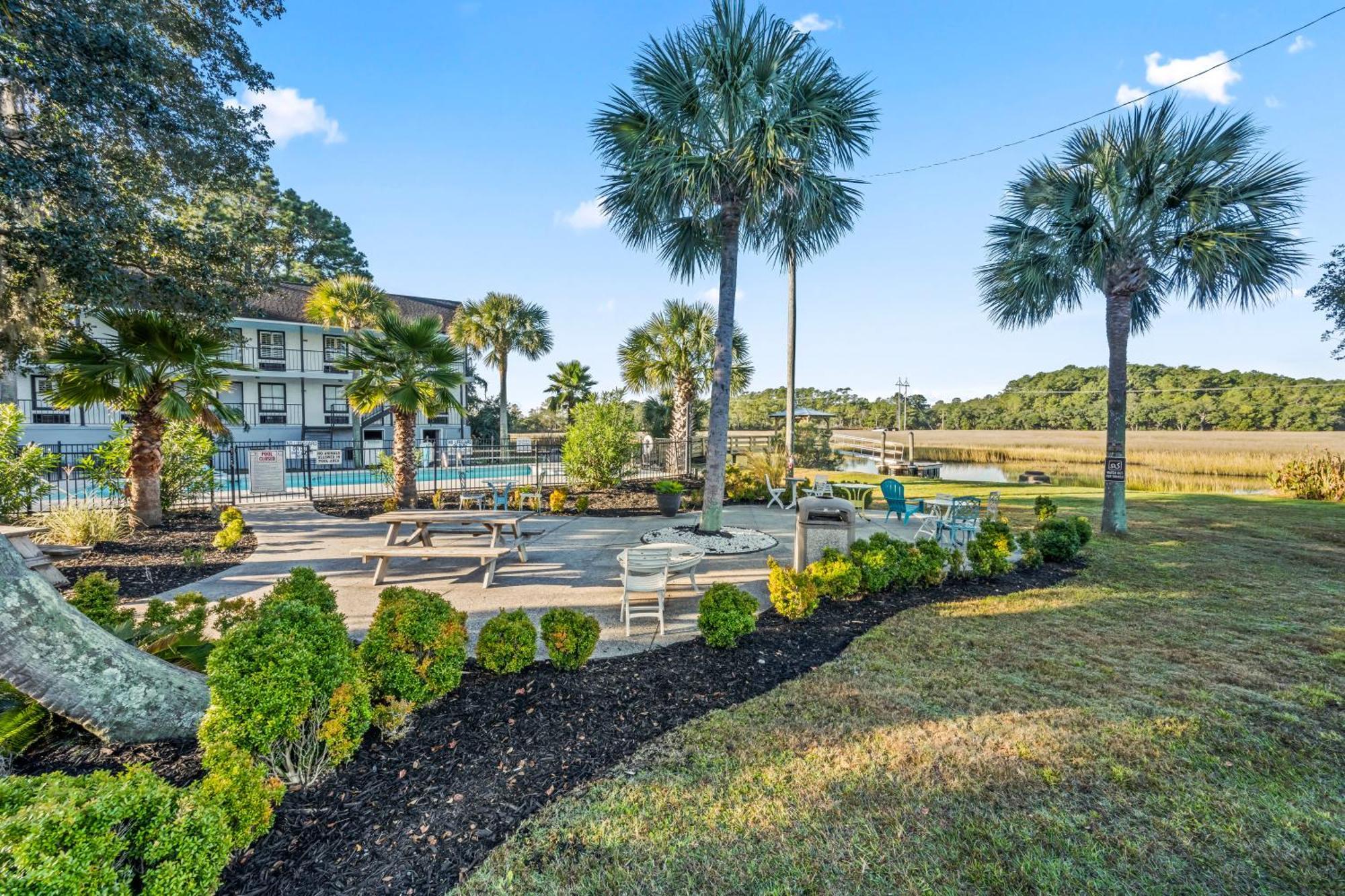 Charleston Creekside Inn Екстер'єр фото