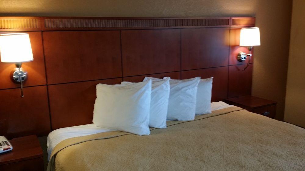 Charleston Creekside Inn Екстер'єр фото